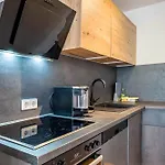 Apartman 2 Mit Pool